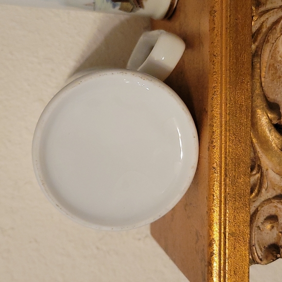 Norman Rockwell mug. - Picture 6 of 8